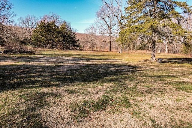 10271 N Smokey Bear Road, Fayetteville, AR 72701