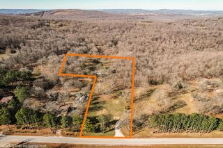 10271 N Smokey Bear Road, Fayetteville, AR 72701