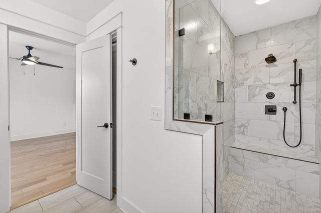 2404A Middle St, Nashville, TN 37208