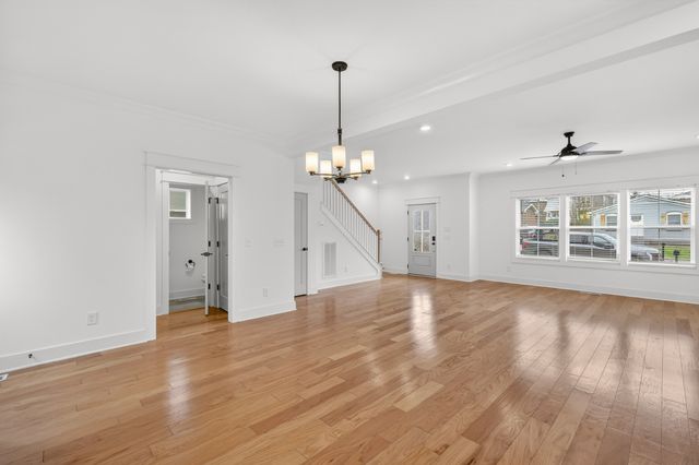 2404A Middle St, Nashville, TN 37208