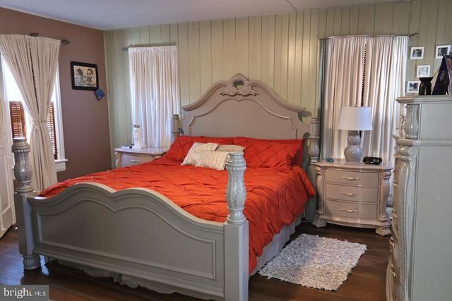 1122 HANOVER RD, York, PA 17408