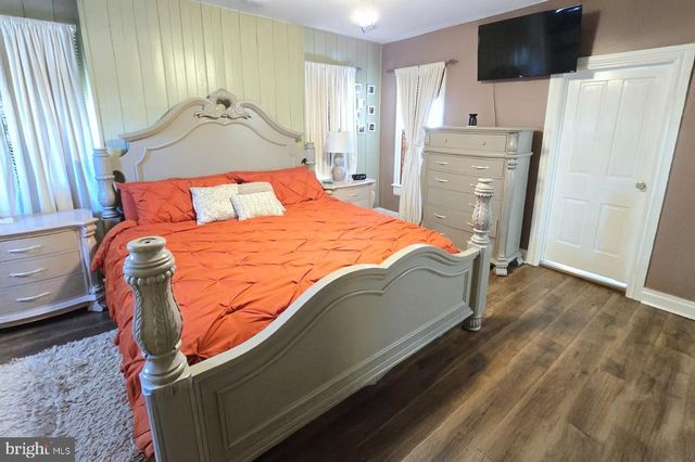 1122 HANOVER RD, York, PA 17408