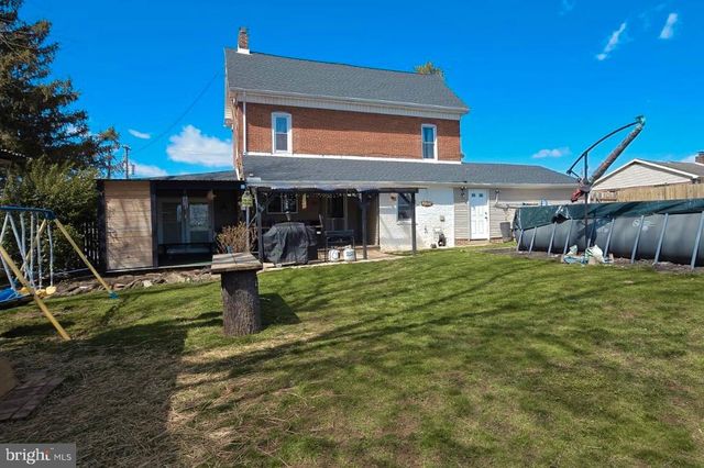 1122 HANOVER RD, York, PA 17408