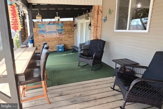 1122 HANOVER RD, York, PA 17408