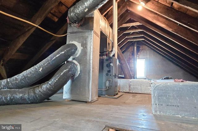 1122 HANOVER RD, York, PA 17408