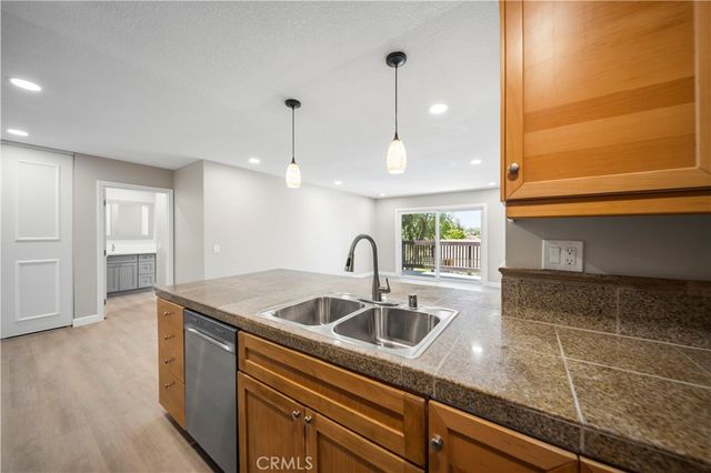 23515 Lyons Avenue 291, Valencia, CA 91355