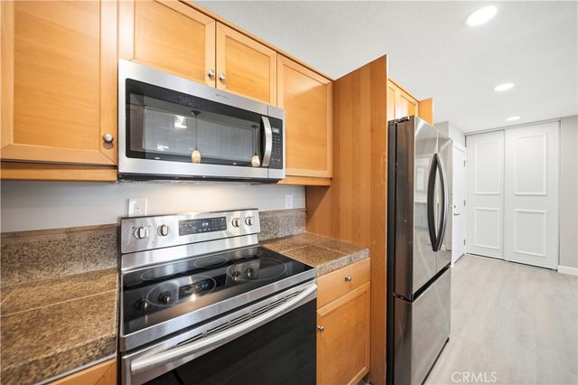 23515 Lyons Avenue 291, Valencia, CA 91355