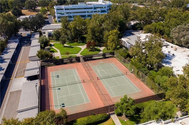 23515 Lyons Avenue 291, Valencia, CA 91355