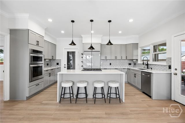 223 Lakeshore Drive, Savannah, GA 31419