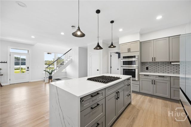 223 Lakeshore Drive, Savannah, GA 31419
