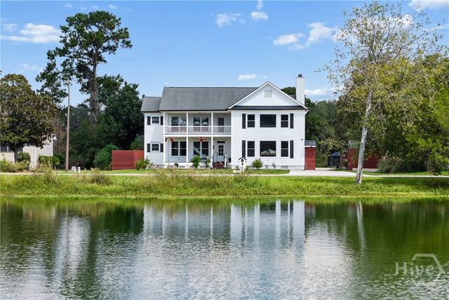 223 Lakeshore Drive, Savannah, GA 31419