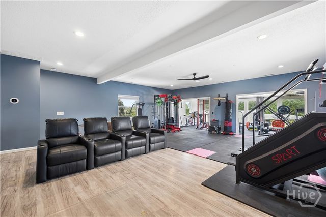 223 Lakeshore Drive, Savannah, GA 31419