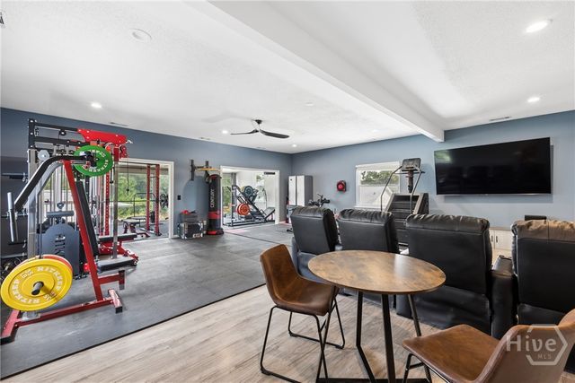 223 Lakeshore Drive, Savannah, GA 31419