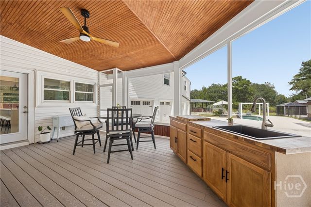 223 Lakeshore Drive, Savannah, GA 31419