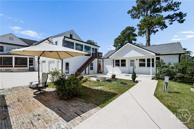 223 Lakeshore Drive, Savannah, GA 31419