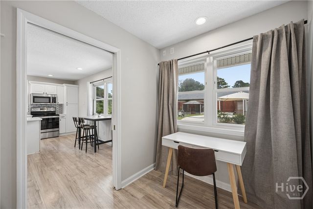223 Lakeshore Drive, Savannah, GA 31419