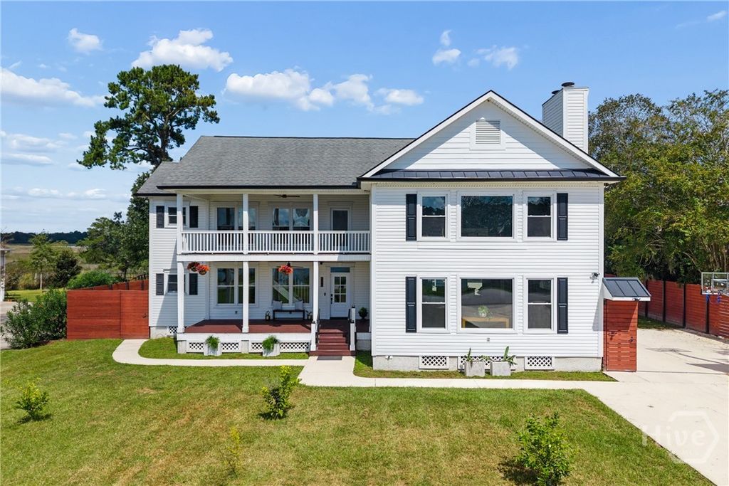 223 Lakeshore Drive, Savannah, GA 31419