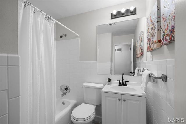 1265 Central Parkway, Florissant, MO 63031