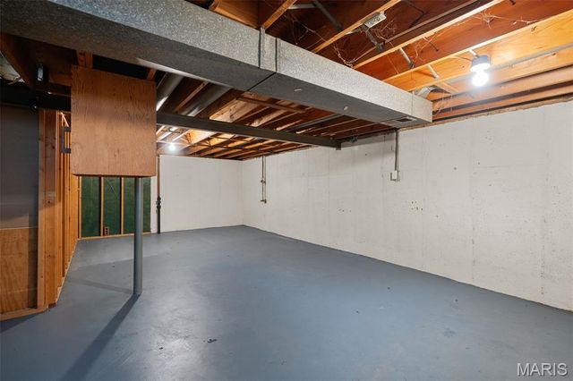 1265 Central Parkway, Florissant, MO 63031