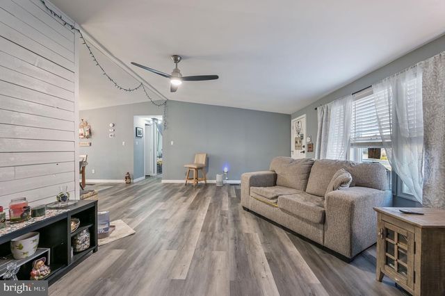 3180 IRISH HILL RD, Magnolia, DE 19962