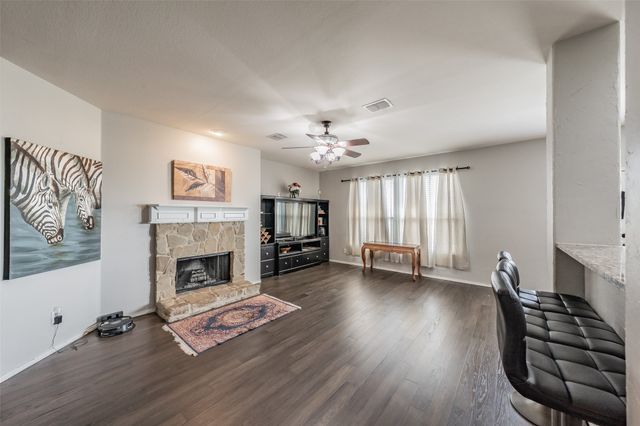 5933 Misty Breeze Drive, Fort Worth, TX 76179
