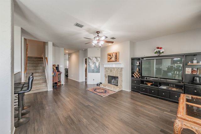 5933 Misty Breeze Drive, Fort Worth, TX 76179