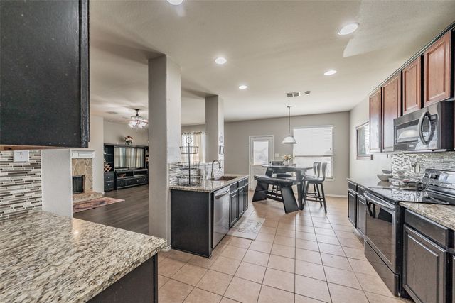 5933 Misty Breeze Drive, Fort Worth, TX 76179