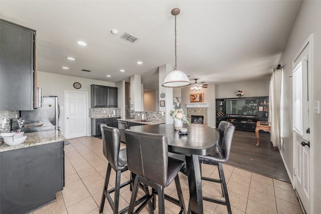 5933 Misty Breeze Drive, Fort Worth, TX 76179