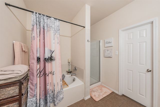 5933 Misty Breeze Drive, Fort Worth, TX 76179