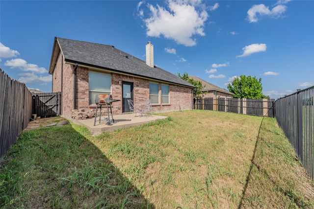 5933 Misty Breeze Drive, Fort Worth, TX 76179