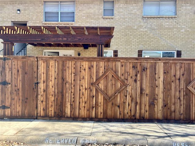 3616 Parkridge Drive 108, Dallas, TX 75234