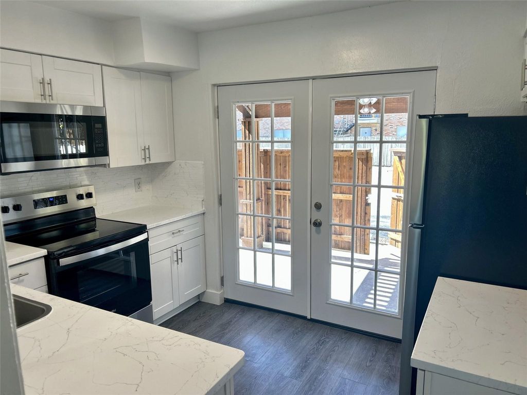 3616 Parkridge Drive 108, Dallas, TX 75234