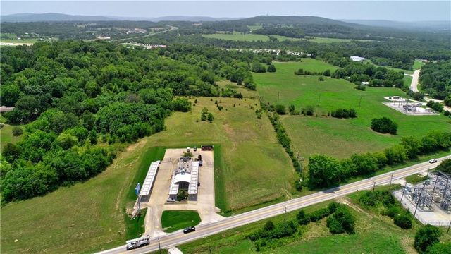 170 N Cato Springs Road, Greenland, AR 72701