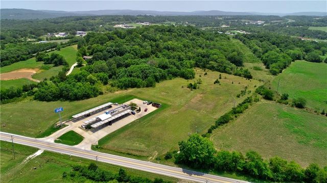 170 N Cato Springs Road, Greenland, AR 72701