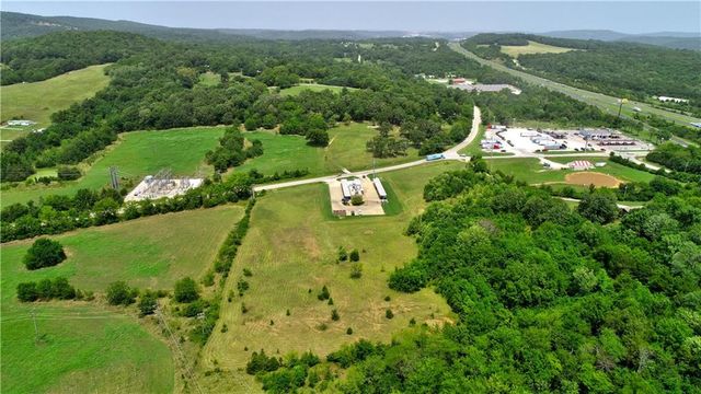 170 N Cato Springs Road, Greenland, AR 72701