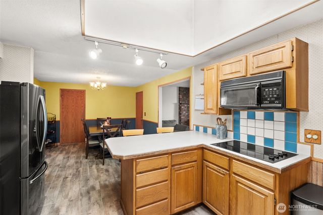 910 Wildwood Avenue NE, Napavine, WA 98532