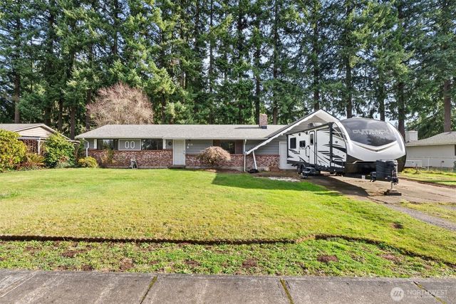 910 Wildwood Avenue NE, Napavine, WA 98532