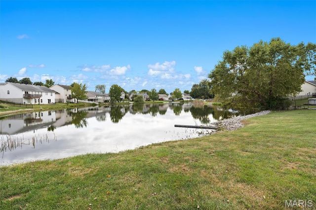 38 Cedarbrooke, Troy, IL 62294
