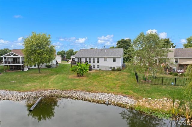 38 Cedarbrooke, Troy, IL 62294