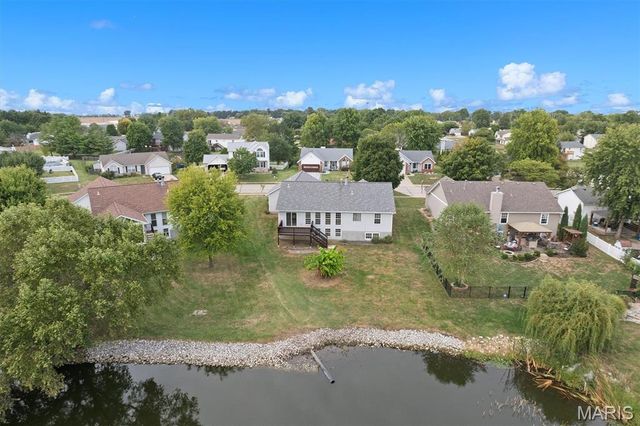 38 Cedarbrooke, Troy, IL 62294