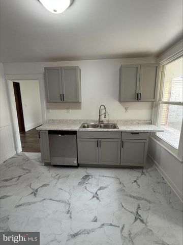 11 CENTRAL AVE, Lewistown, PA 17044