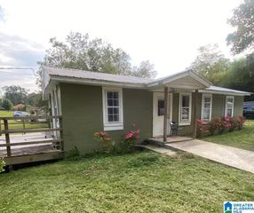 230 LINCOLN STREET E, Thorsby, AL 35171