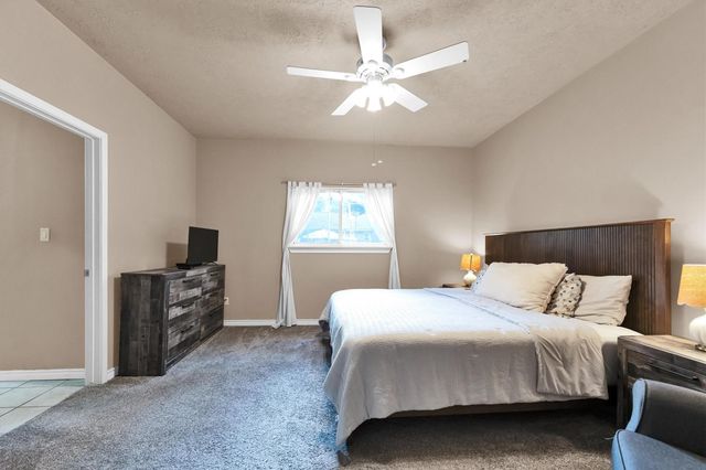 3003 Brook Drive, Huntsville, TX 77340
