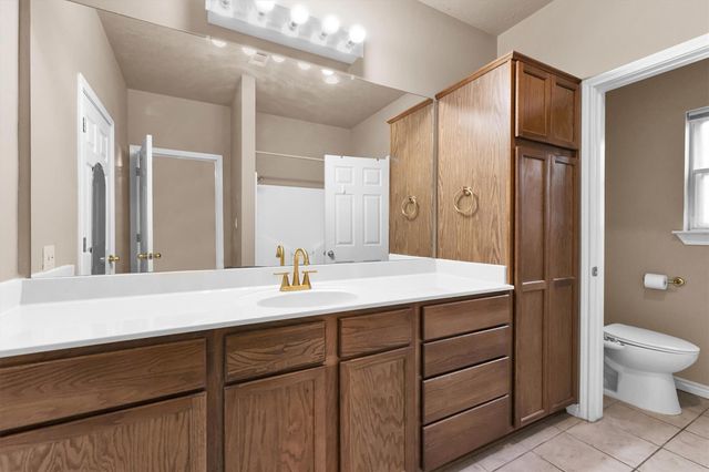 3003 Brook Drive, Huntsville, TX 77340