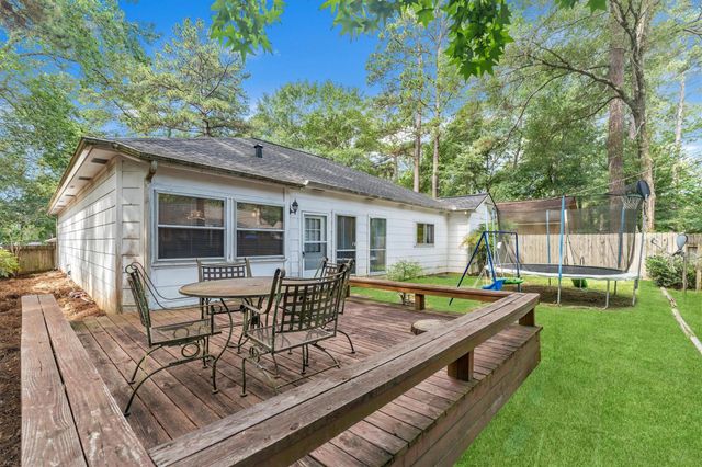 3003 Brook Drive, Huntsville, TX 77340