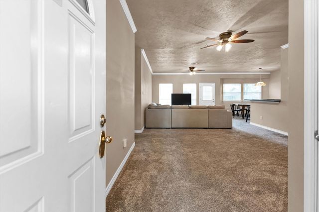 3003 Brook Drive, Huntsville, TX 77340