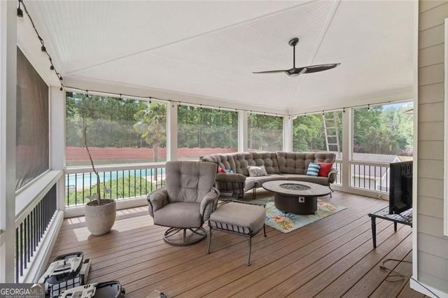 2123 Oak Falls Lane, Buford, GA 30519