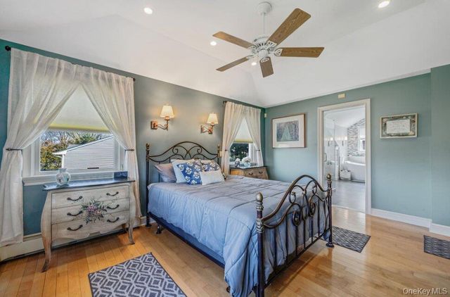 488 Everdell Avenue, West Islip, NY 11795