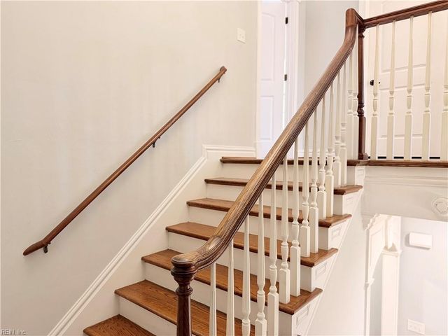 2956 Hollister AVE, Norfolk, VA 23504