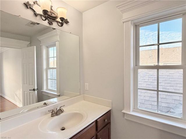 2956 Hollister AVE, Norfolk, VA 23504